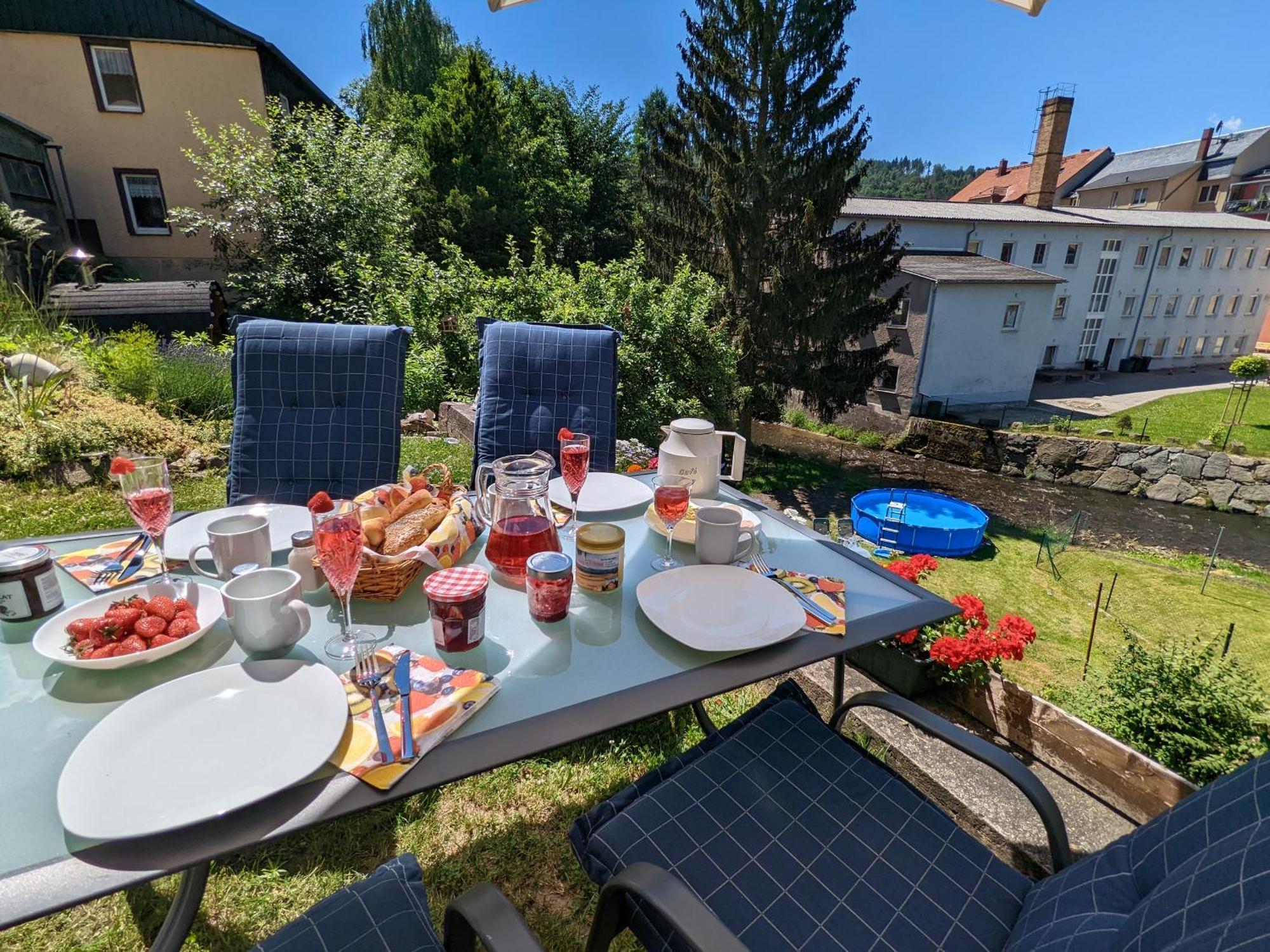 Uo2 - Urlaubsmagie - Garten, Whirlpool, Sauna Apartment Sebnitz Exterior foto